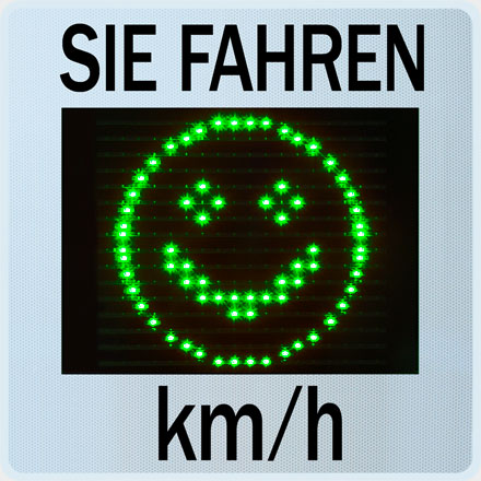 Geschwindigkeitsanzeige mit Auswertungsfunktion